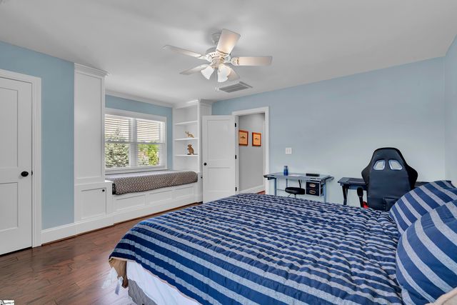 212 Sun Garden Court, Greenville, SC 29615