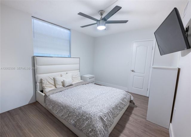 300 NW 42nd Ave 610, Miami, FL 33126