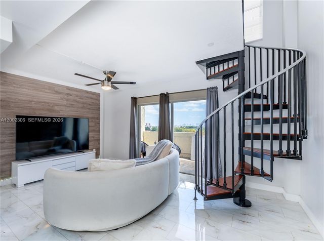 300 NW 42nd Ave 610, Miami, FL 33126