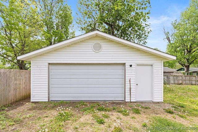 530 N Adair Street, Vinita, OK 74301