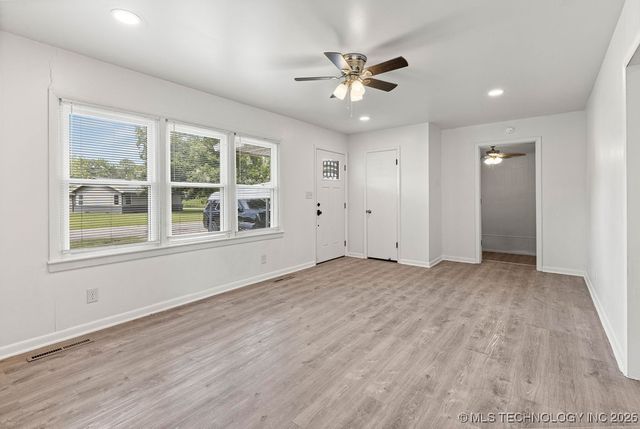 530 N Adair Street, Vinita, OK 74301