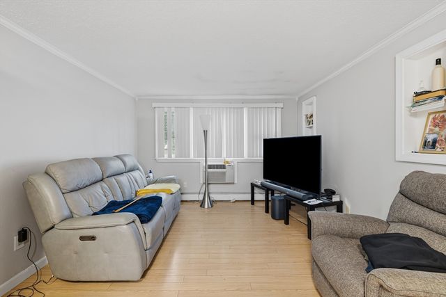 11 Auna Dr 6, Brockton, MA 02301