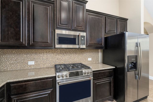 4316 Poppy Drive, Mansfield, TX 76063
