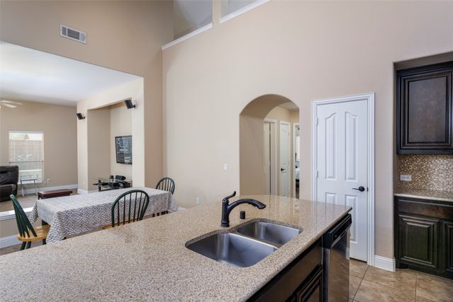 4316 Poppy Drive, Mansfield, TX 76063