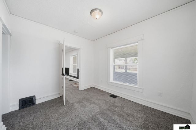 4851 Hillside Street, Lincoln, NE 68506