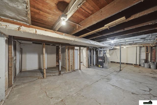 4851 Hillside Street, Lincoln, NE 68506