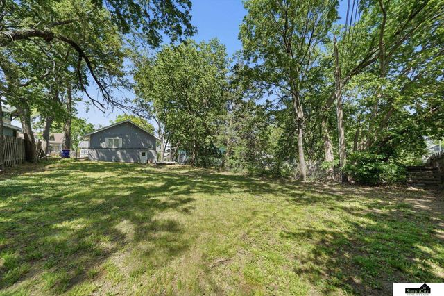 4851 Hillside Street, Lincoln, NE 68506