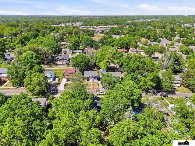 4851 Hillside Street, Lincoln, NE 68506