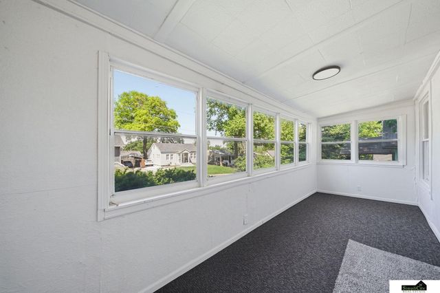 4851 Hillside Street, Lincoln, NE 68506