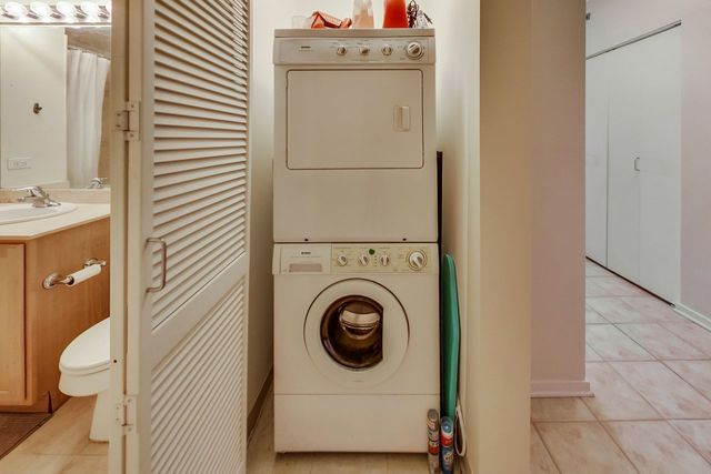 210 S Desplaines Street 803, Chicago, IL 60661