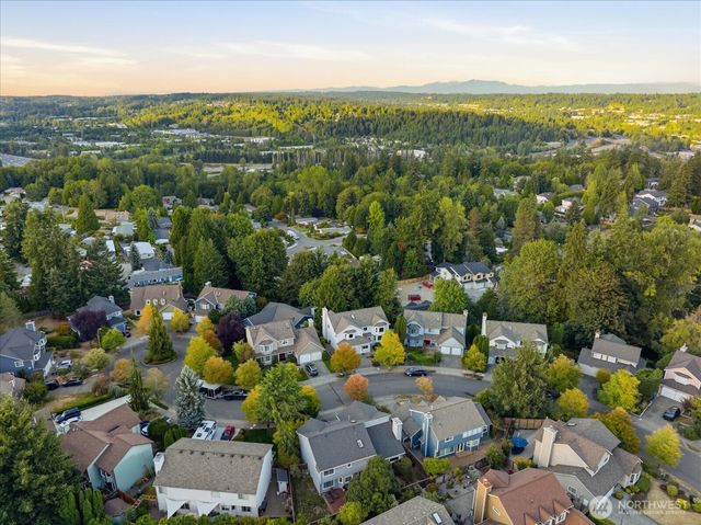 16832 119TH Place NE, Bothell, WA 98011
