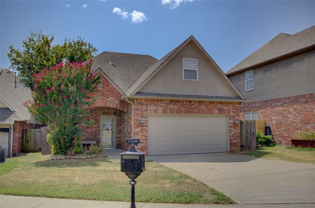 11206 S Birch Street, Jenks, OK 74037