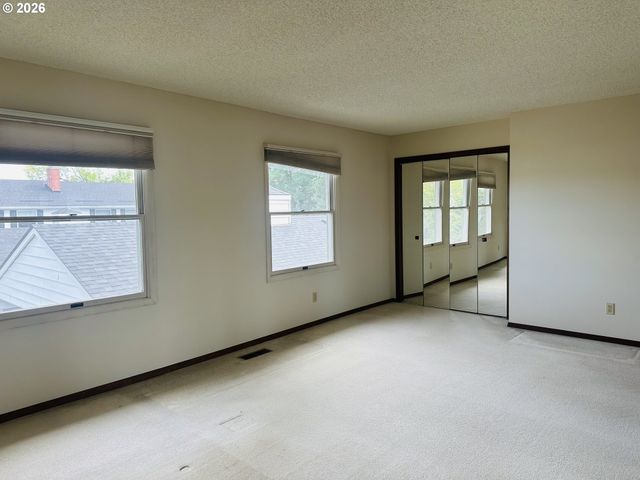 14272 Sw FARMINGTON Rd, Beaverton, OR 97005