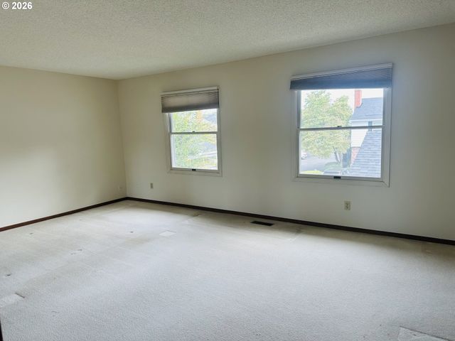 14272 Sw FARMINGTON Rd, Beaverton, OR 97005