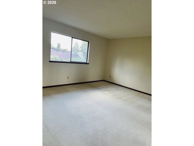 14272 Sw FARMINGTON Rd, Beaverton, OR 97005