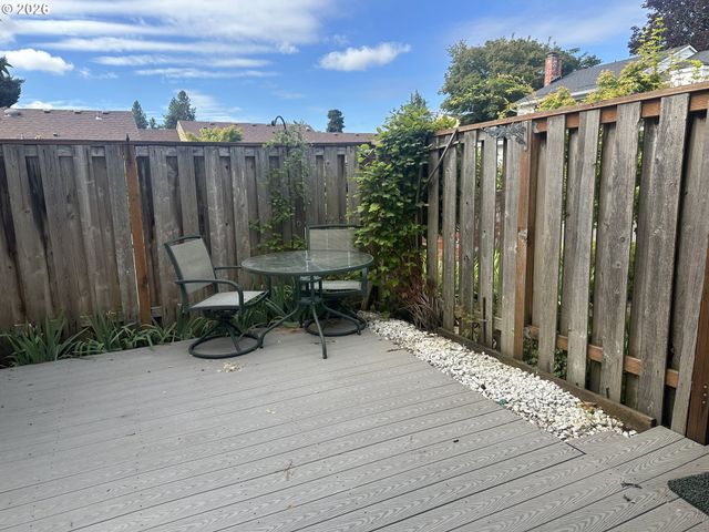 14272 Sw FARMINGTON Rd, Beaverton, OR 97005