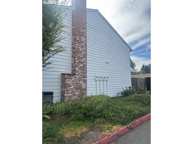 14272 Sw FARMINGTON Rd, Beaverton, OR 97005