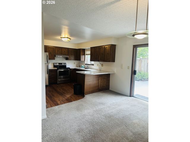 14272 Sw FARMINGTON Rd, Beaverton, OR 97005