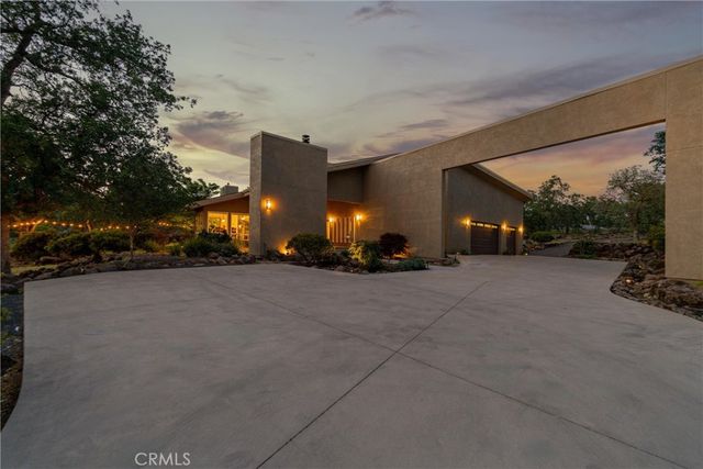 189 Indian Cliffs Drive, Chico, CA 95973