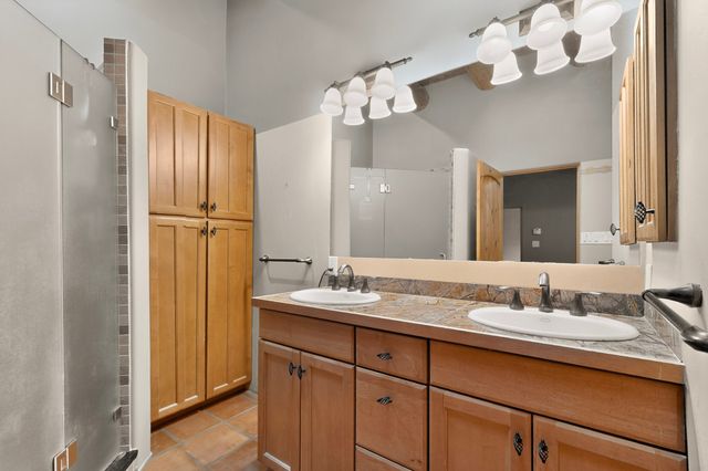6 Enebro Place, Santa Fe, NM 87508