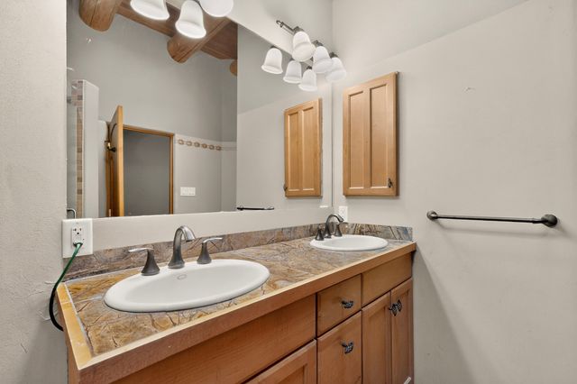 6 Enebro Place, Santa Fe, NM 87508