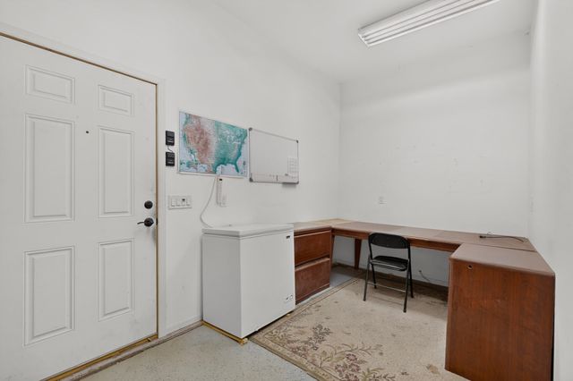 6 Enebro Place, Santa Fe, NM 87508