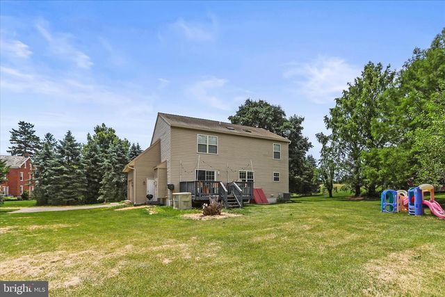 2168 BRANDYWINE LN, York, PA 17404
