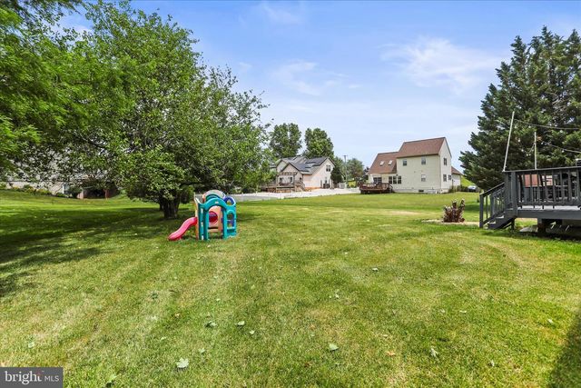 2168 BRANDYWINE LN, York, PA 17404