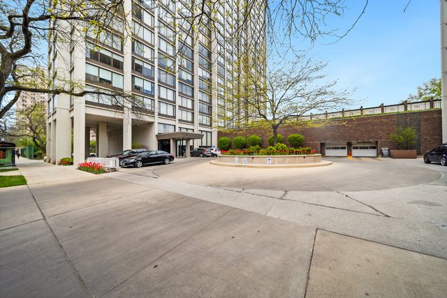 5455 N Sheridan Road 3804, Chicago, IL 60640