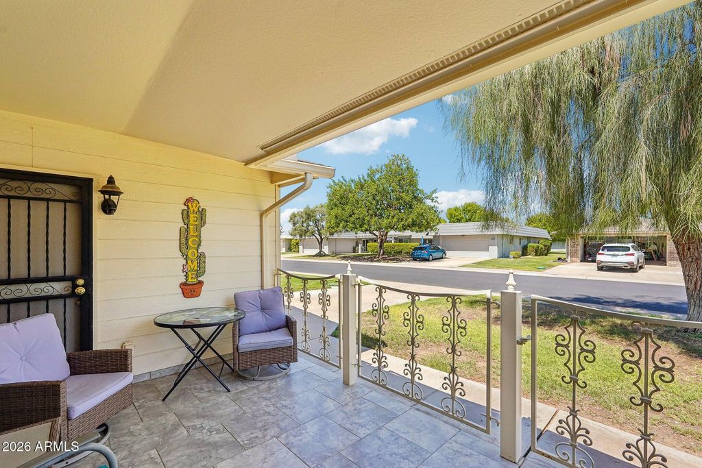 10343 W PRAIRIE HILLS Circle, Sun City, AZ 85351 — photo 2
