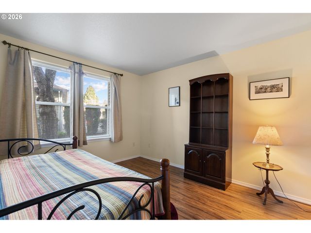 4736 W POWELL Blvd 129, Gresham, OR 97030