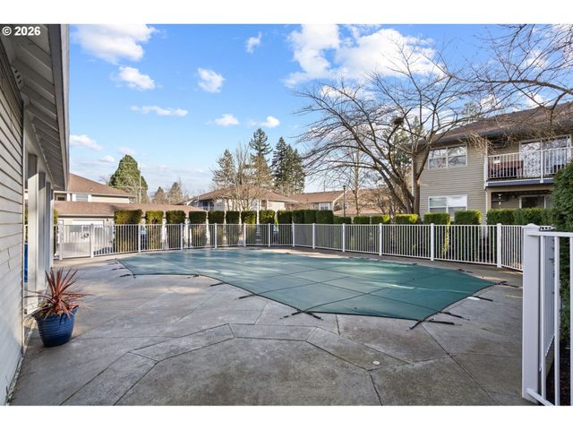 4736 W POWELL Blvd 129, Gresham, OR 97030