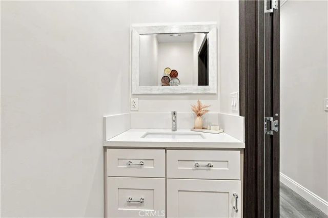430 N Parish Place, Burbank, CA 91506