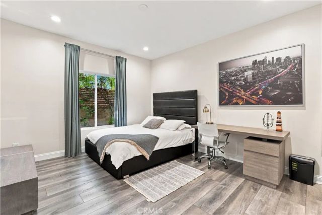 430 N Parish Place, Burbank, CA 91506