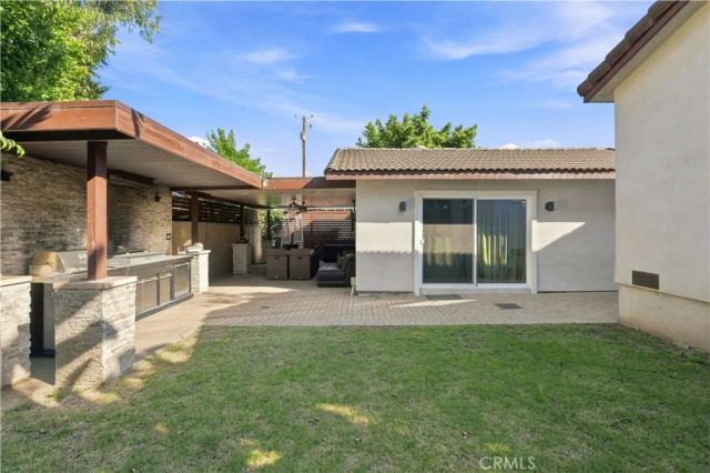 430 N Parish Place, Burbank, CA 91506