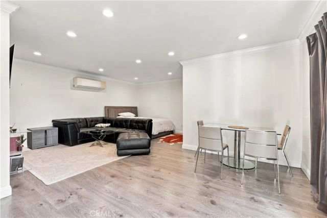 430 N Parish Place, Burbank, CA 91506