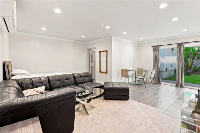 430 N Parish Place, Burbank, CA 91506