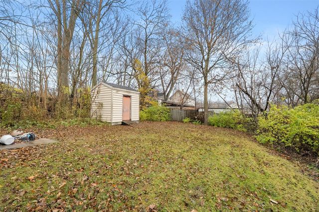 320 Phelps Avenue, Kalamazoo, MI 49048