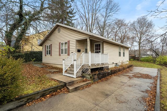 320 Phelps Avenue, Kalamazoo, MI 49048