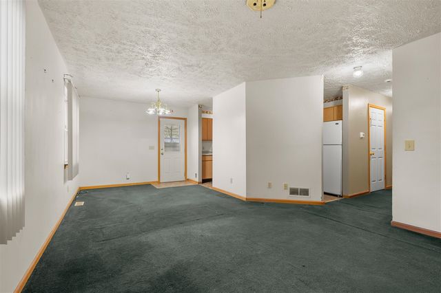 320 Phelps Avenue, Kalamazoo, MI 49048