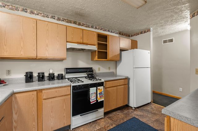 320 Phelps Avenue, Kalamazoo, MI 49048