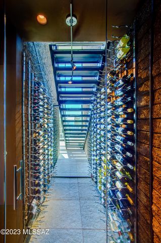 6830 N Hole-In-The-Wall Way, Tucson, AZ 85750