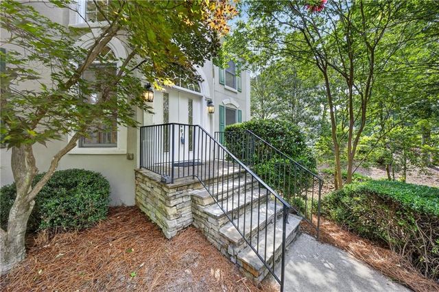 1995 Woods River Lane, Duluth, GA 30097