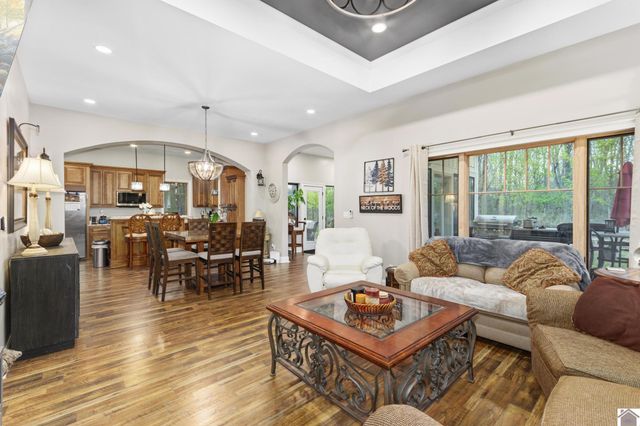 4880 Leonard Futrell Road, Paducah, KY 42001