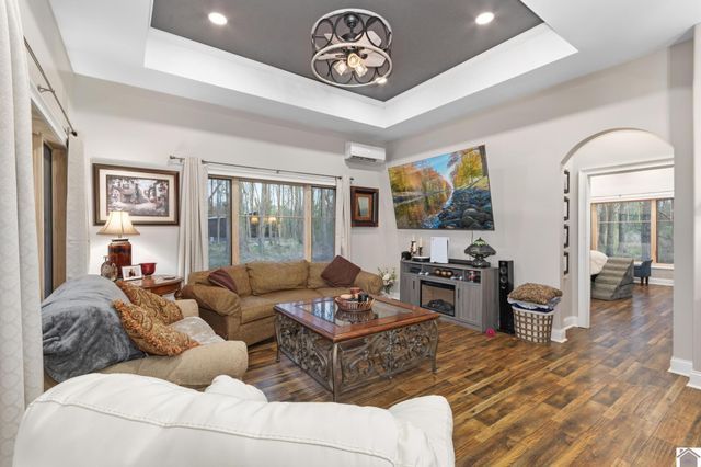 4880 Leonard Futrell Road, Paducah, KY 42001