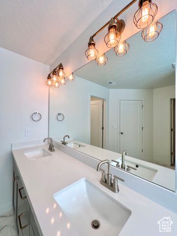 6293 W JACKSON CREST WAY, Herriman, UT 84096