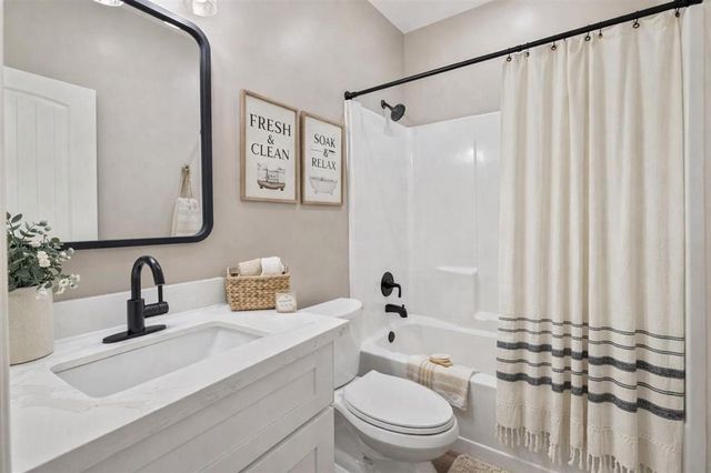 1604 Mcnabb St Street, Lake Charles, LA 70615