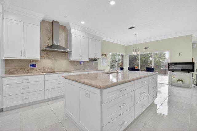 1502 SW 5th Avenue, Boca Raton, FL 33432
