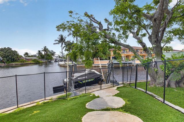 1502 SW 5th Avenue, Boca Raton, FL 33432
