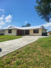 613 SW Pueblo Terrace, Port St. Lucie, Port St Lucie, FL 34953